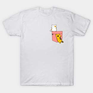 FALLING CAT POUCHIE SHIRT - In Pocket T-Shirt